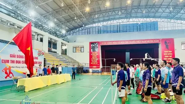 Bài Phát Biểu Khai Mạc Giải Cầu Lông: Mẫu Hay, Cấu Trúc Chuẩn & Lời Khuyên Chuyên Nghiệp