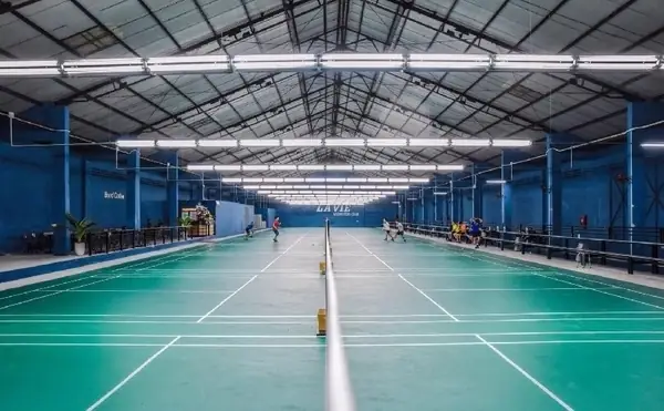 Top 10+ Sân Cầu Lông TPHCM: Địa Chỉ, Giá Thuê & Đánh Giá Chi Tiết
