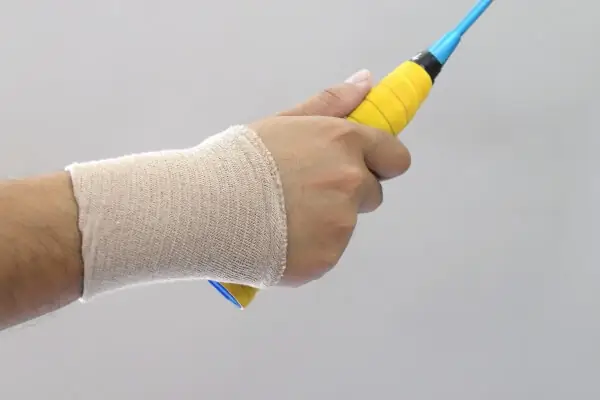 Đánh Cầu Lông Bị Đau Tay: Nguyên Nhân, Cách Chữa Trị Và Phòng Ngừa Hiệu Quả