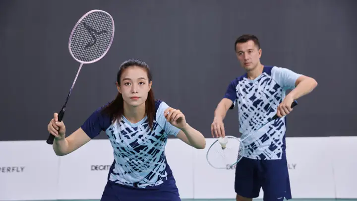 Cách Chọn Vợt Cầu Lông Phù Hợp Cho Mọi Đối Tượng: Hướng Dẫn Chi Tiết Từ Người Mới Bắt Đầu Đến Chuyên Nghiệp