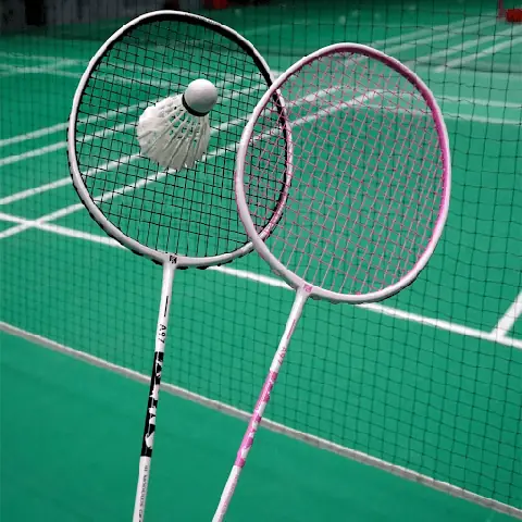 Căng Vợt Cầu Lông Bao Nhiêu Tiền? Giá Dây & Công Đan Chi Tiết Nhất 2024