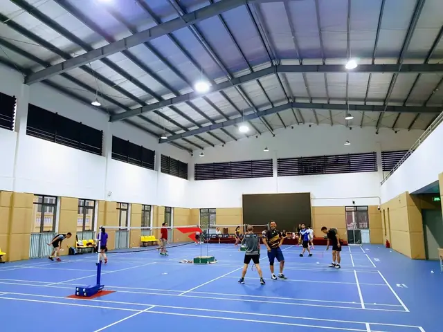 Danh Sách Sân Cầu Lông Trường THPT & Địa Điểm Giao Lưu Hấp Dẫn Tại Hà Nội