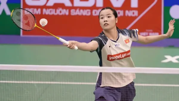 Đan Vợt Cầu Lông Bao Nhiêu Kg Là Chuẩn Nhất Cho Mọi Đối Tượng?