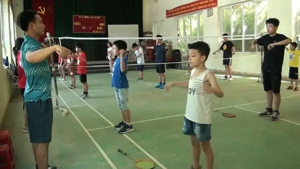 Hướng Dẫn Đánh Cầu Lông Cho Trẻ Em: Từ Cơ Bản Đến Nâng Cao
