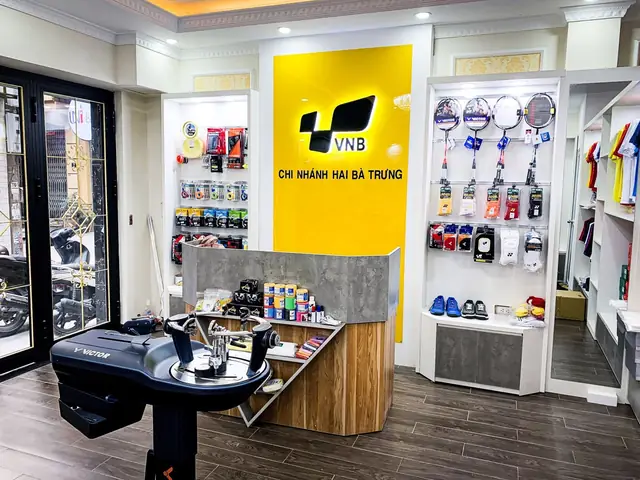 Top 10 Địa Chỉ Căng Vợt Cầu Lông Uy Tín Tại Hà Nội: Giá, Dịch Vụ & Kinh Nghiệm