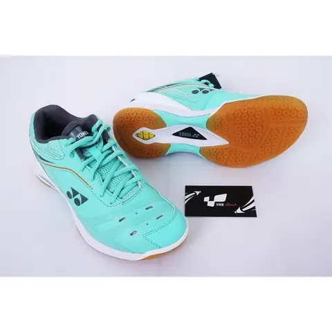 Giày Cầu Lông Yonex Nữ: Chọn Mẫu Chuẩn, Nâng Tầm Phong Độ 2026