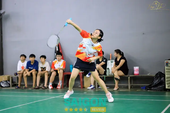 Lớp Học Cầu Lông TPHCM: Danh Sách Địa Điểm, Học Phí & Kinh Nghiệm Chọn Lớp Uy Tín
