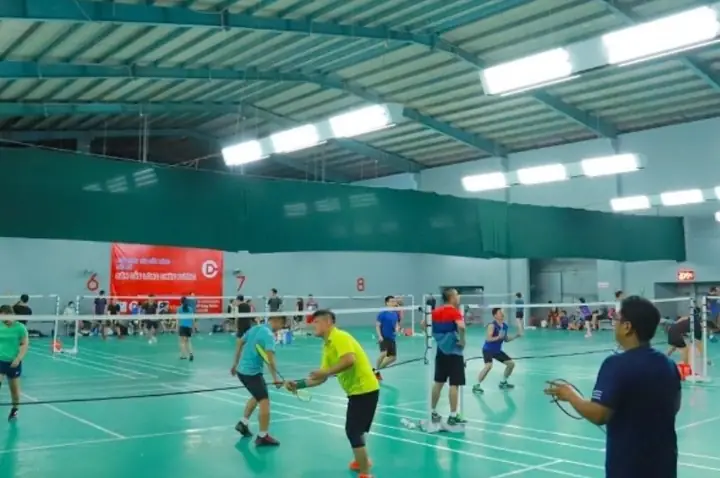 Tìm Lớp Học Cầu Lông Uy Tín Tại Tân Phú: Hướng Dẫn Chi Tiết & Địa Điểm Tốt Nhất