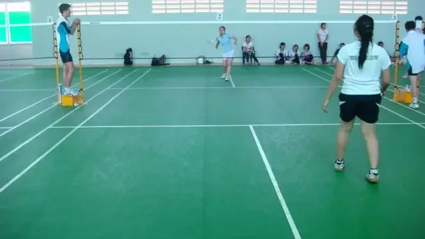 Hướng Dẫn Chi Tiết Cách Tự Làm Sân Cầu Lông Tại Nhà Chuẩn Kích Thước Và Tiết Kiệm Chi Phí
