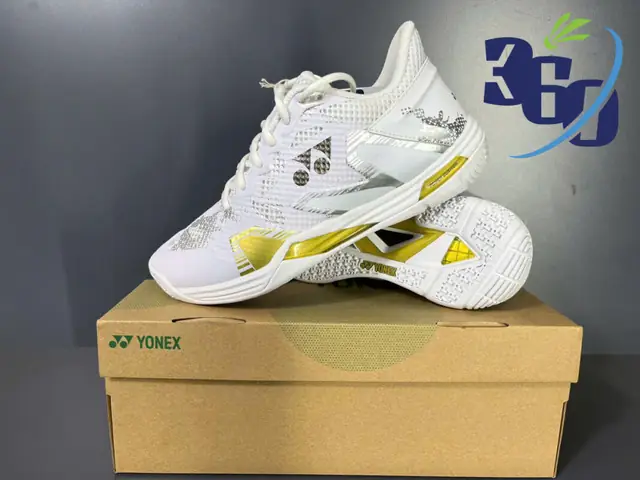 Mẫu Giày Cầu Lông Yonex Mới Nhất 2024-2026: Chọn Vợt Phù Hợp Với Bạn