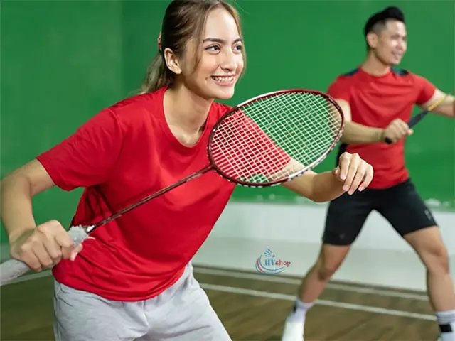 Quấn Cán Vợt Cầu Lông Chống Mồ Hôi: Bí Quyết Giữ Vợt Bền Chắc & Thoải Mái