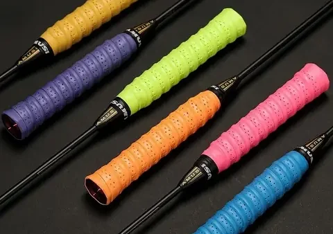 Quấn Cán Vợt Cầu Lông Có Gân: Bí Quyết Tăng Grip, Giảm Mỏi & Cải Thiện Kỹ Thuật