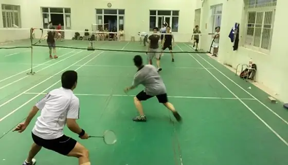 Sân Cầu Lông 134 Quan Nhân: Địa Chỉ, Giá Thuê & Tiện Ích Mới Nhất 2024