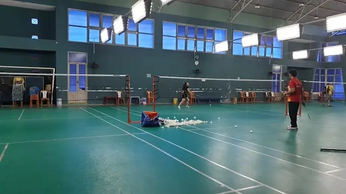 Sân Cầu Lông Chu Văn An: Thông Tin Chi Tiết Về Vị Trí, Giá Thuê & Tiện Ích