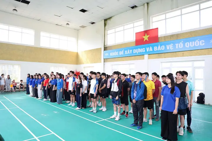 Sân Cầu Lông Chương Dương: Thông Tin Chi Tiết, Vị Trí & Giá Thuê
