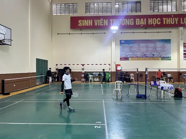 Sân Cầu Lông Đại Học Thủy Lợi: Thông Tin Chi Tiết, Giá Thuê & Cách Đặt Sân