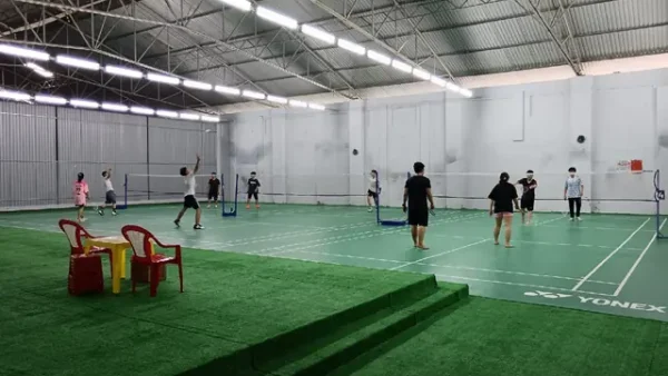 Sân Cầu Lông Hồng Anh: Địa Chỉ, Giá Thuê & Review Chi Tiết Tại TP.HCM