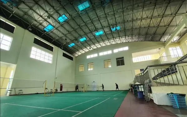 Tìm Sân Cầu Lông Hà Nội: Danh Sách Địa Chỉ, Giá Thuê & Kinh Nghiệm Chi Tiết