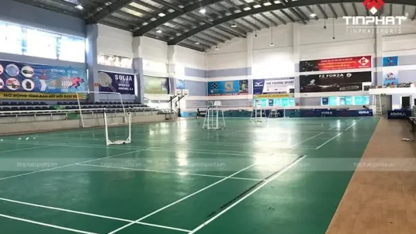 Top Sân Cầu Lông Quận Ba Đình: Danh Sách & Đánh Giá Chi Tiết