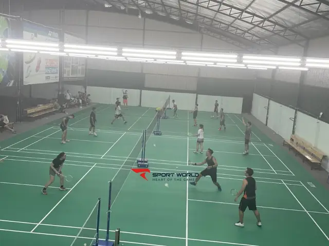 Sân Cầu Lông Thành Thái: Top Địa Điểm, Giá Thuê & Kinh Nghiệm Quận 10