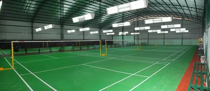 Chi Phí, Kích Thước & Tiêu Chuẩn Xây Dựng Sân Cầu Lông Trong Nhà Chi Tiết