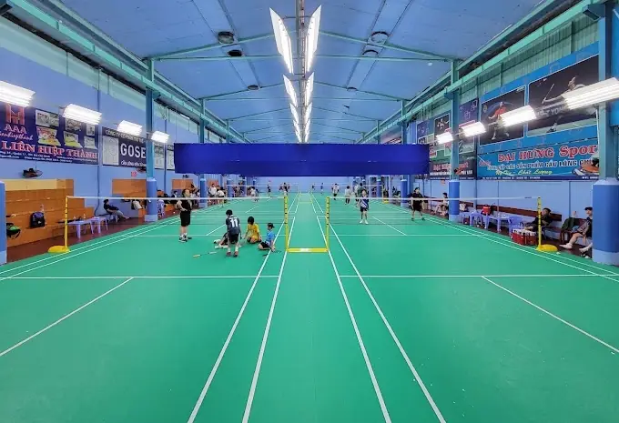 Review Sân Cầu Lông Vinavit Quận 6: Giá Thuê, Tiện Ích Và Đánh Giá Chi Tiết