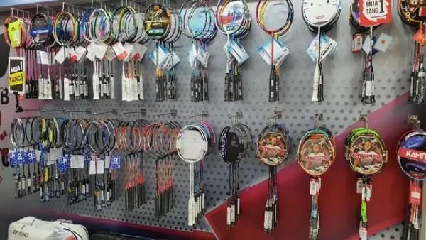 Top Cửa Hàng Bán Vợt Cầu Lông Uy Tín, Chính Hãng & Chất Lượng Nhất 2024