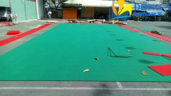 Thảm Sân Cầu Lông Ngoài Trời: Chọn, Lắp Đặt Và Bảo Quản Tốt Nhất