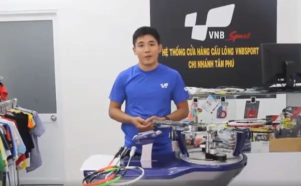 Tư Vấn Chọn Vợt Cầu Lông Phù Hợp: Hướng Dẫn Chi Tiết Cho Mọi Cấp Độ