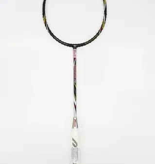 Top 5 Vợt Cầu Lông Căng 15kg Phổ Biến & Lựa Chọn Tốt Nhất 2024