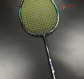 Vợt Cầu Lông Yonex Cũ: Giá Rẻ, Mẫu Mã Ưa Chuộng & Kinh Nghiệm Mua Uy Tín