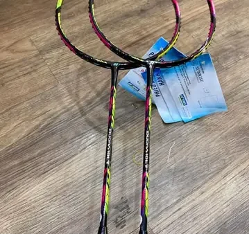 Vợt Cầu Lông Yonex Duora 10 LT: Đánh Giá, Thông Số & Ai Nên Dùng?
