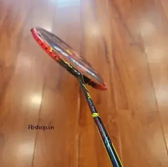 Vợt Cầu Lông Yonex Voltric Lindan Force: Đặc Điểm, Đánh Giá & Nơi Mua Chính Hãng